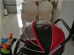 婴儿车能坐能躺能折叠，正反两个方向都能推，30元自取，看好再打电话